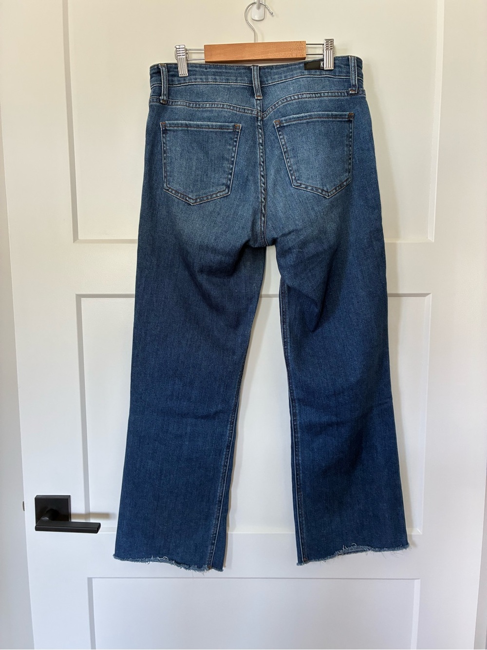 Kut from the Kloth Women's Medium Blue Flare Jeans - Picture 2 of 10